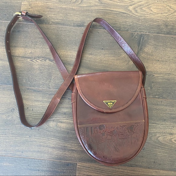 Vintage Handbags - Renato Angi Venezia Vintage Leather Cognac Brown Crossbody Purse